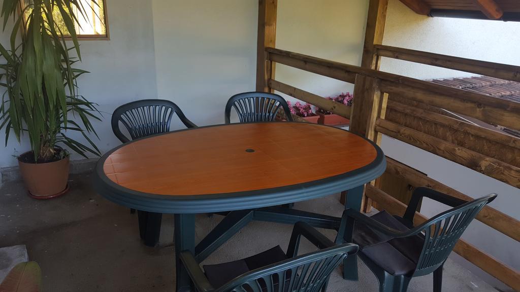 Apartment Sajra *
